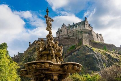 Edinburgh Castle – historisches Wahrzeichen als Highlight der Schulreise