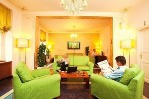Lobby mit Sitzmöglichkeit