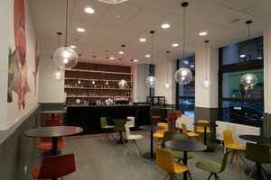 Bar & Restaurant