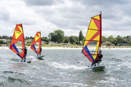 Windsurfen an der Eckernförder Bucht Windsurfen an der Eckernförder Bucht