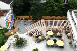 Innenhof mit Terrasse - alle Fotos ©FIAP / Bertrand Noël / François Le Guen