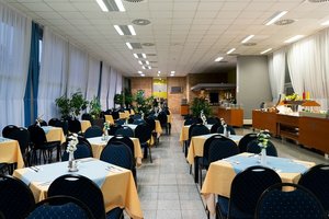 Restaurant mit Bar