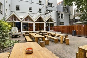 Innenhof Pressmind Bild-ID : 2238176