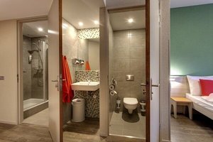 Badezimmerbeispiel Pressmind Bild-ID : 1048803