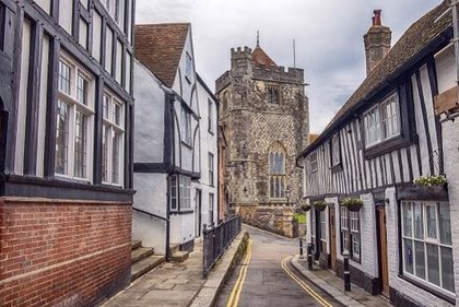Historische Altstadt von Hastings - Fachwerk und kleine Gassen für Schülergruppen