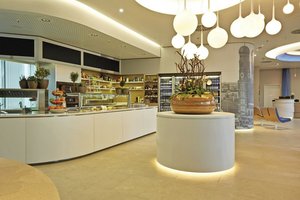 Frischeinsel mit Frontcooking und Shop Pressmind Bild-ID : 1574835