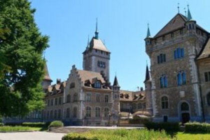 Klassenfahrt Zürich: Schweizerisches Nationalmuseum als außerschulischer Lernort für Schulklassen.