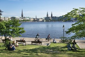 Binnenalster im Sommer Pressmind Bild-ID : 1071145