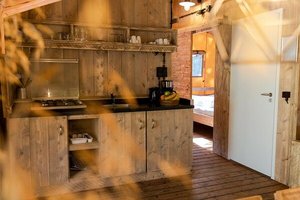 Küchenbeispiel Luxus-Lodge-Zelt