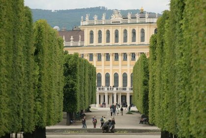 Schloss Schönbrunn in Wien – barockes UNESCO-Weltkulturerbe für Schulreisen