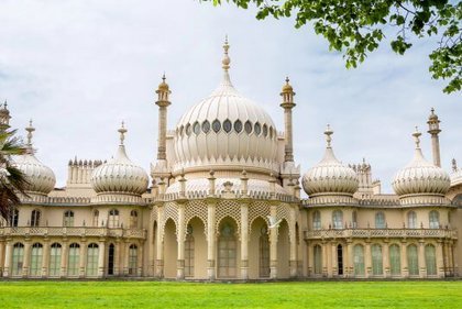 Royal Pavilion in Brighton mit exotischer Architektur als Progammpunkt