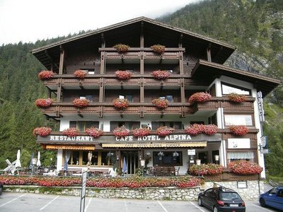 Hotel Alpina