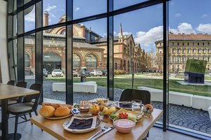 Frühstücksraum mit Blick auf die Große Markthalle Pressmind Bild-ID : 1227252