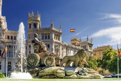 Fuente de Cibeles in Madrid