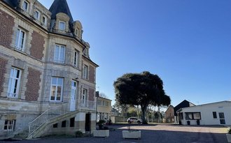 Hauptgebäude Le Château