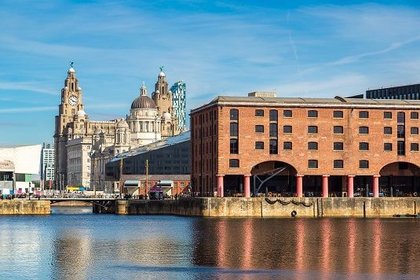 Historisches Albert Dock in Liverpool – Highlight auf Klassenfahrt