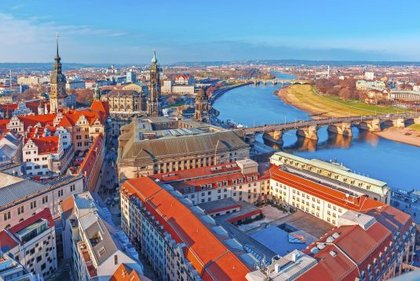Blick über Dresden und Elbe