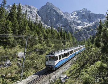 Es geht auf die Zugspitze! Erste Etappe: Zahnradbahn Pressmind Bild-ID : 3797812